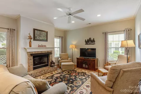 192 Cambridge Dr, Brevard, NC 28712 photo 9