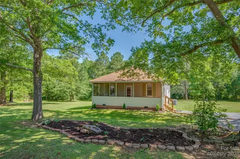 1358 Old Us 221a Hwy, Mooresboro, NC 28114