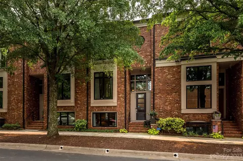 452 E 33rd St, Charlotte, NC 28205