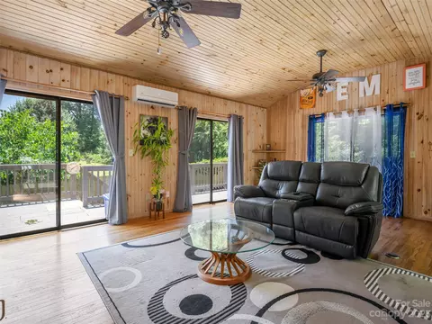 105 Mccraw Rd, Flat Rock, NC 28731 photo 11
