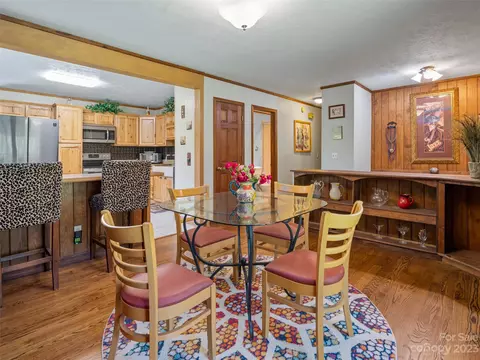 105 Mccraw Rd, Flat Rock, NC 28731 photo 6