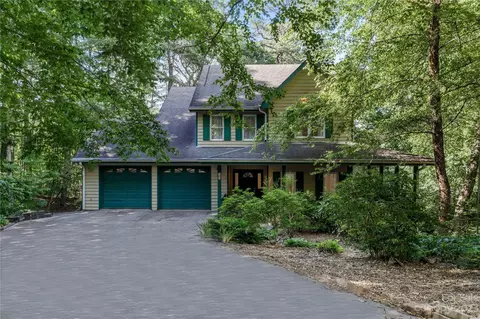 10 Holt Cir, Fletcher, NC 28732