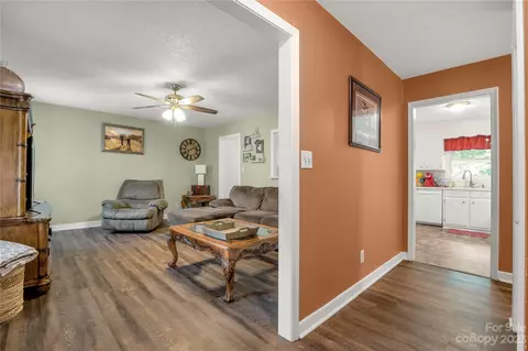 276 Cliff Rd, Lancaster, SC 29720 photo 4
