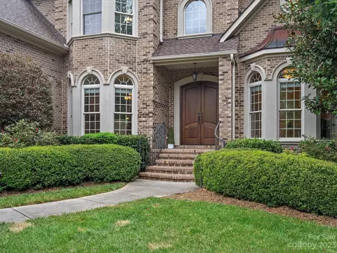 439 Langston Place Dr, Fort Mill, SC 29708 photo 2