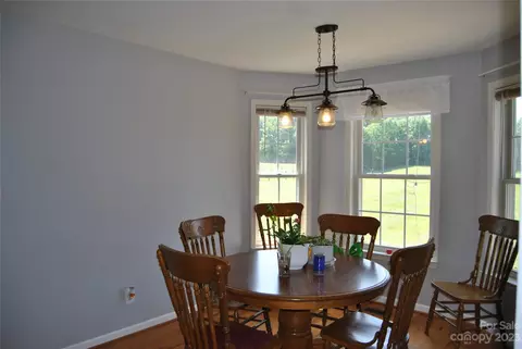 4651 Garys Pl, Crouse, NC 28033 photo 5