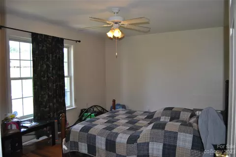 4651 Garys Pl, Crouse, NC 28033 photo 8
