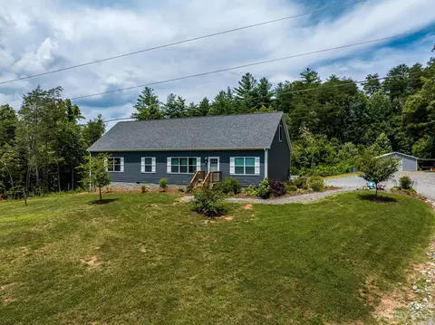 301 Hollar Ln, Taylorsville, NC 28681