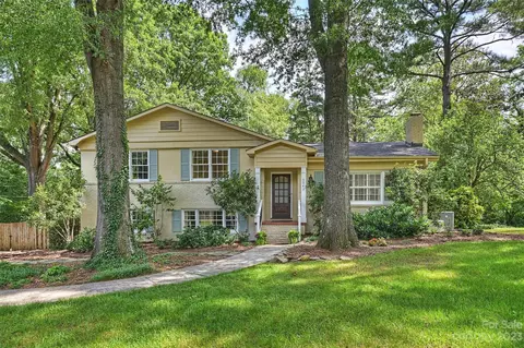 5045 Beckford Dr, Charlotte, NC 28226