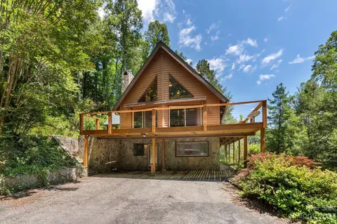 2721 Clear Creek Rd, Marion, NC 28752