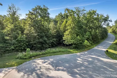 526 Alex D Owens Dr, Kings Mountain, NC 28086