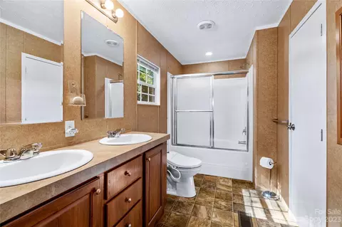 1052 E New Hope Rd, Flat Rock, NC 28731 photo 14