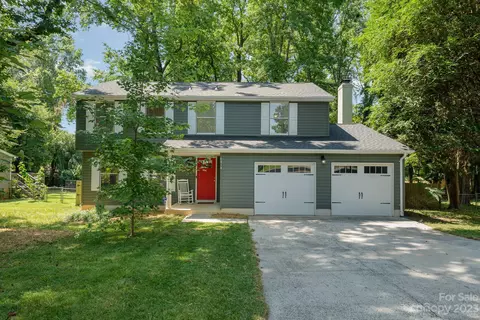 6814 Honey Hurst Ln, Charlotte, NC 28212