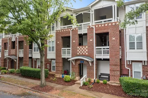 915 Northeast Dr #12, Davidson, NC 28036