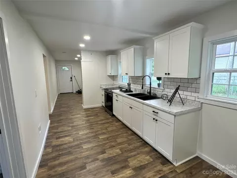 716 Ledbetter Rd, Spindale, NC 28160 photo 3