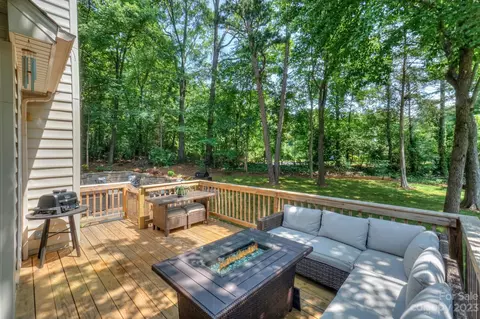 21200 Baltic Dr, Cornelius, NC 28031 photo 8
