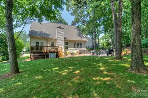 21200 Baltic Dr, Cornelius, NC 28031 photo 5