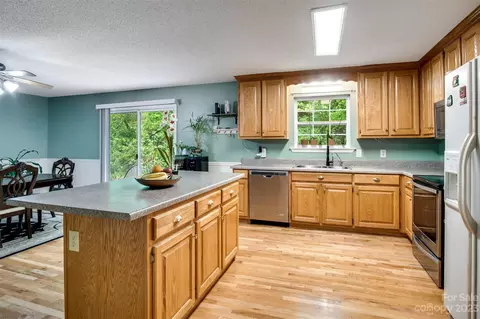 111 Rock Field Way, Sylva, NC 28779 photo 10