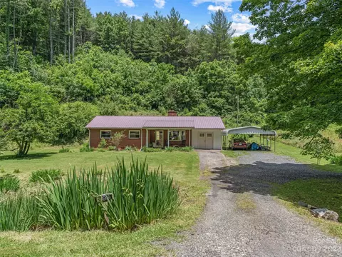 193 Mine Creek Rd, Bakersville, NC 28705