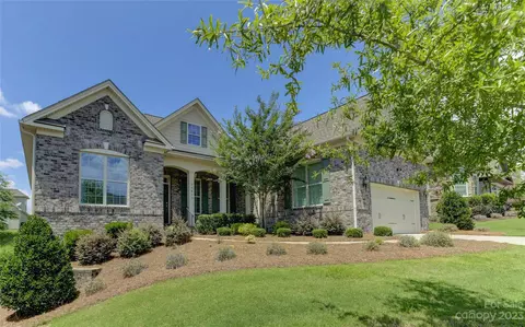 14810 Creeks Edge Dr, Charlotte, NC 28278