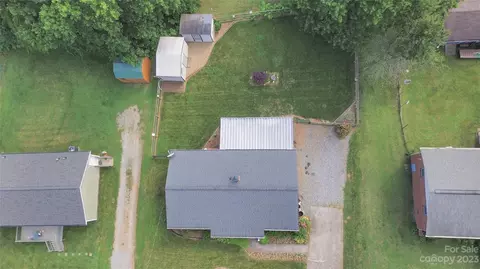 208 Stephens Dr, Morganton, NC 28655 photo 23