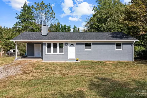 602 Pleasant Hill Rd, Lenoir, NC 28645
