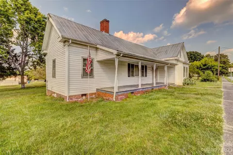 311 S Main St, Waco, NC 28169