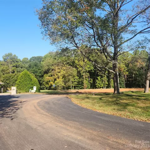 2690 Lakeview Ne 40 Ct NE #40, Conover, NC 28613