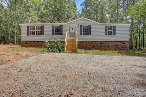 5959 Taxahaw Rd, Lancaster, SC 29720