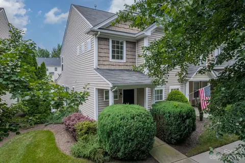 18457 Streamline Ct, Cornelius, NC 28031
