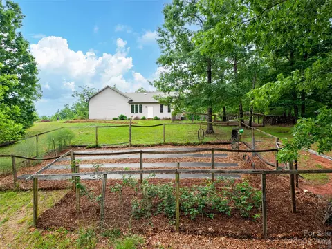 147 Spring Hill Ln, Mill Spring, NC 28756 photo 36