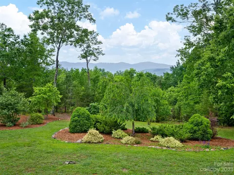 147 Spring Hill Ln, Mill Spring, NC 28756 photo 3