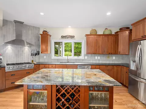 147 Spring Hill Ln, Mill Spring, NC 28756 photo 10
