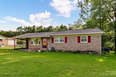 2020 Williams Cir, Lancaster, SC 29720