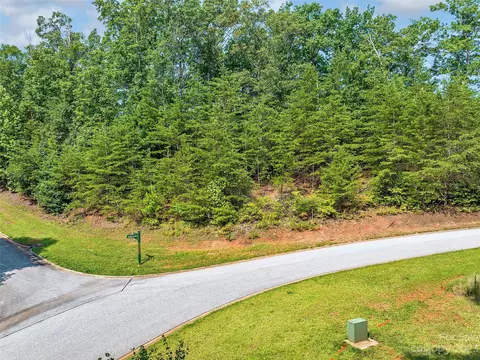 4 Huskey Pointe, Mill Spring, NC 28756 photo 8