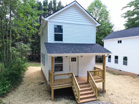 13 Trade St, Arden, NC 28704