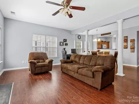 9906 Treeside Ln, Matthews, NC 28105 photo 8
