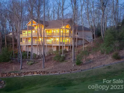 7 Austin Mountain Dr, Burnsville, NC 28714