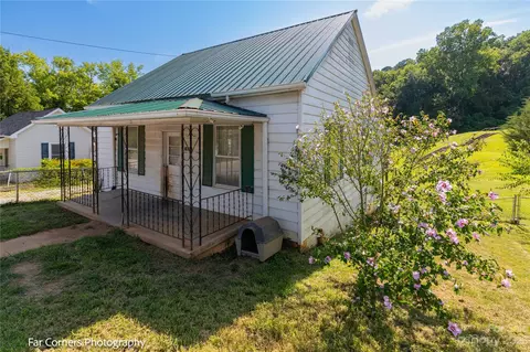 581 Baldwin Ave, Marion, NC 28752 photo 2