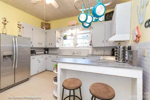 581 Baldwin Ave, Marion, NC 28752 photo 4
