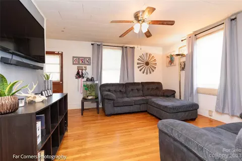 581 Baldwin Ave, Marion, NC 28752 photo 5