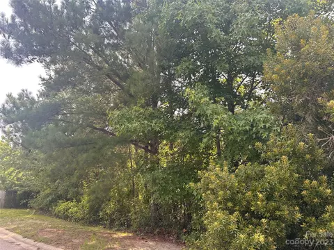 76 Choctaw Cir, Elgin, SC 29045 photo 10