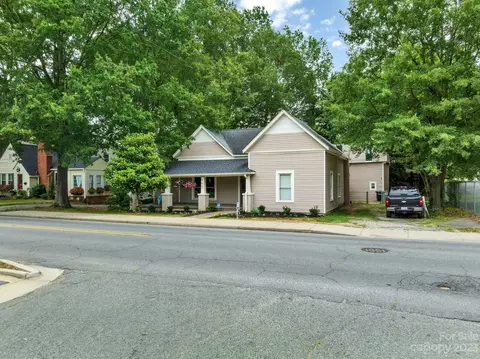 407 Lancaster Ave, Monroe, NC 28112 photo 7