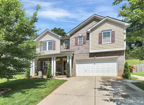 7109 Barefoot Forest Dr, Charlotte, NC 28269