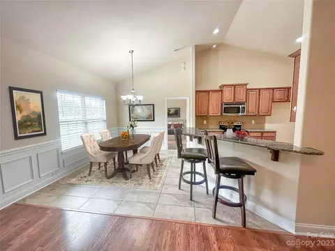 7252 Kenyon Dr, Denver, NC 28037 photo 3