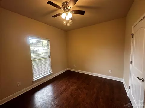 7252 Kenyon Dr, Denver, NC 28037 photo 9