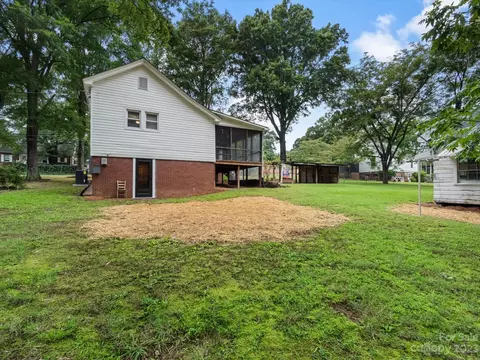 112 White Ave, Kannapolis, NC 28081 photo 4