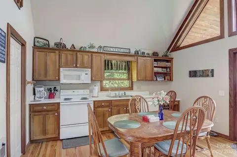 121 Windswept Way, Clyde, NC 28721 photo 14