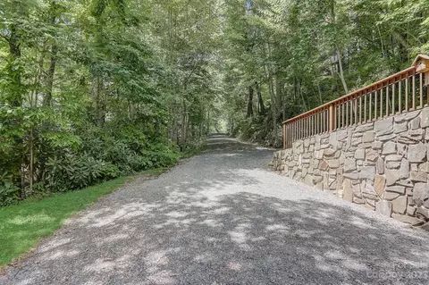 121 Windswept Way, Clyde, NC 28721 photo 7