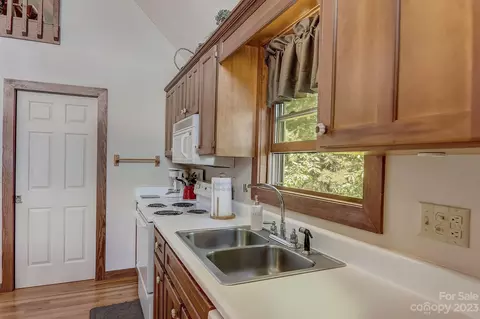 121 Windswept Way, Clyde, NC 28721 photo 19