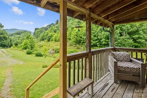 567 Baker Rd, Marshall, NC 28753 photo 4